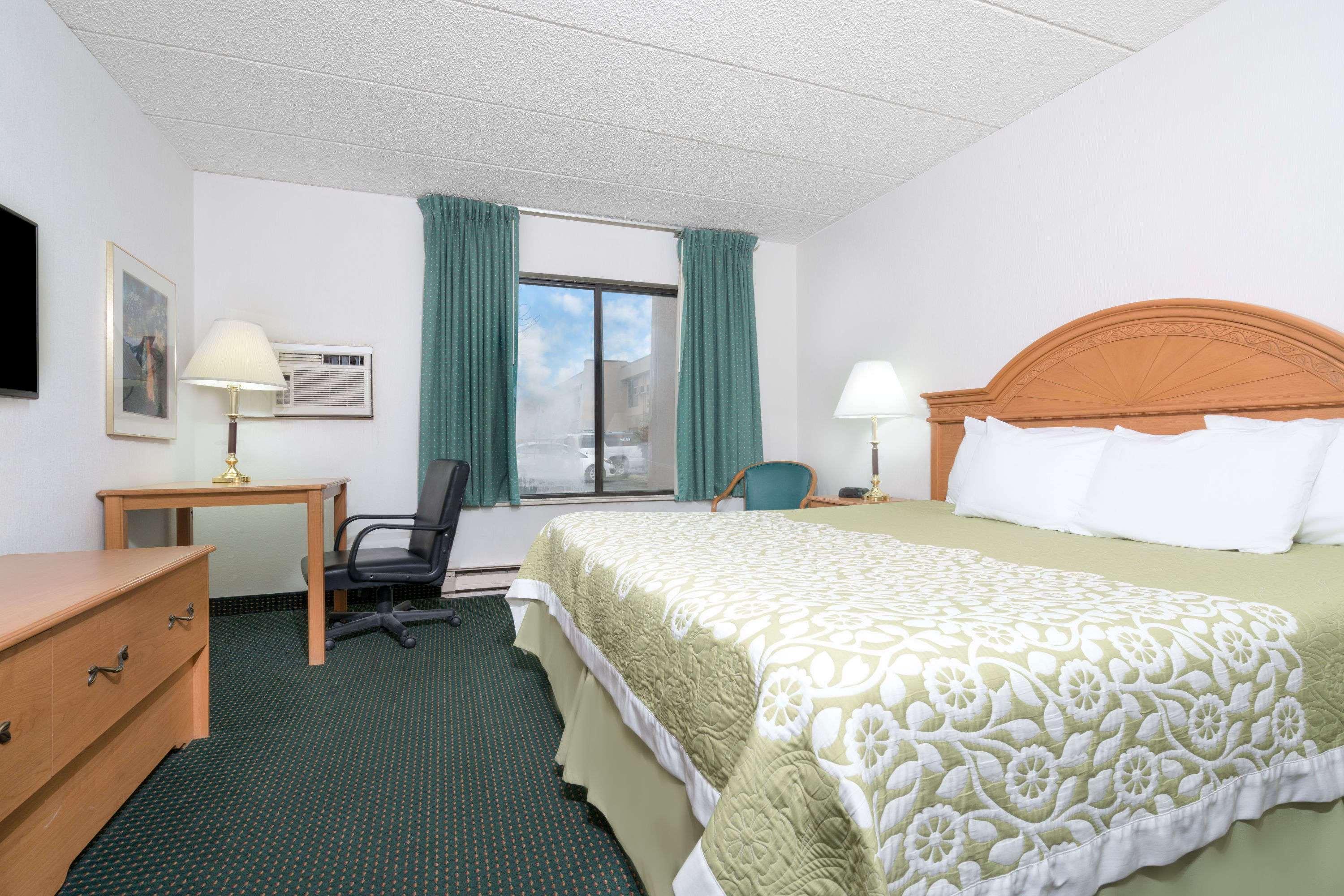 Days Inn By Wyndham St Cloud Сейнт Клауд Екстериор снимка