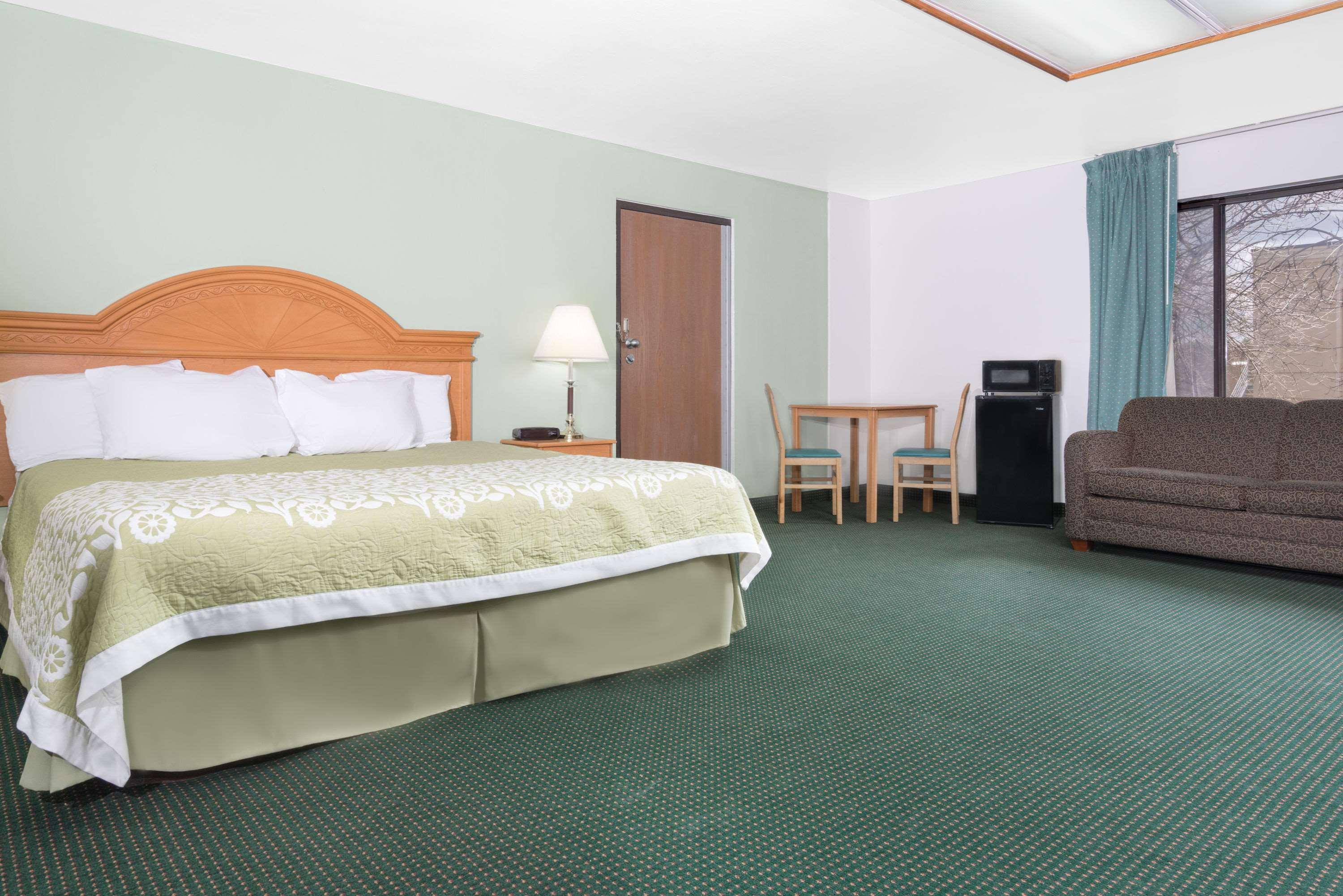 Days Inn By Wyndham St Cloud Сейнт Клауд Екстериор снимка